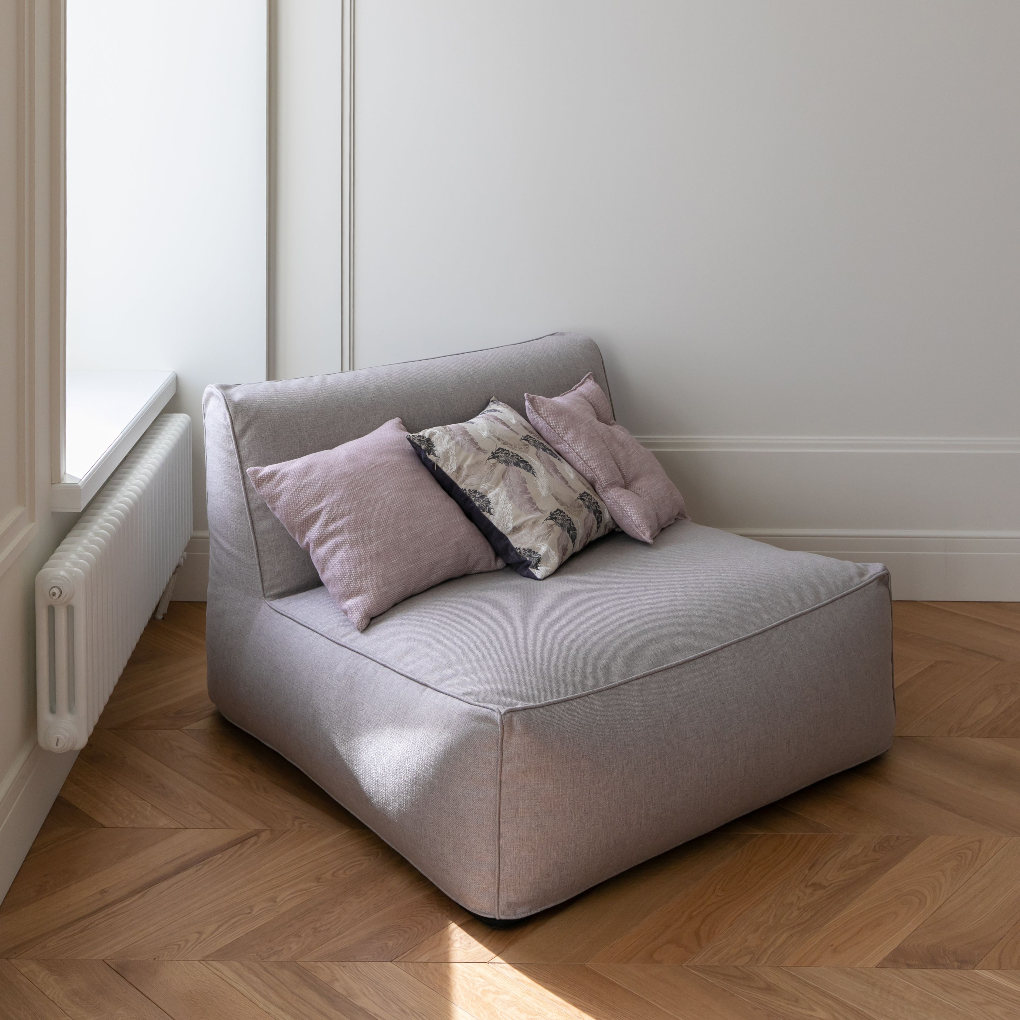 Широкий лежак AURA | Мастерская бескаркасной мебели KRESLO