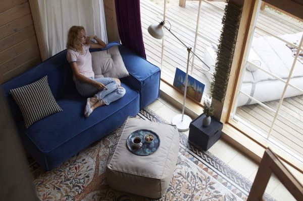 Диван с подлокотником-пуфом Диван с подлокотником-пуфом | Мастерская бескаркасной мебели KRESLO